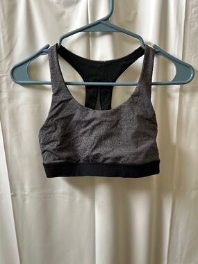 Lululemon sports Athletic Bra